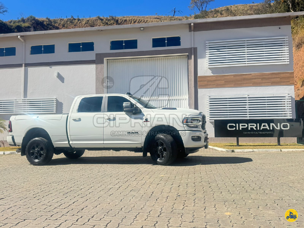 CAMINHAO DODGE RAM 2500 Chassis 3/4 4x4 Cipriano Caminhões PASSA QUATRO MINAS GERAIS MG